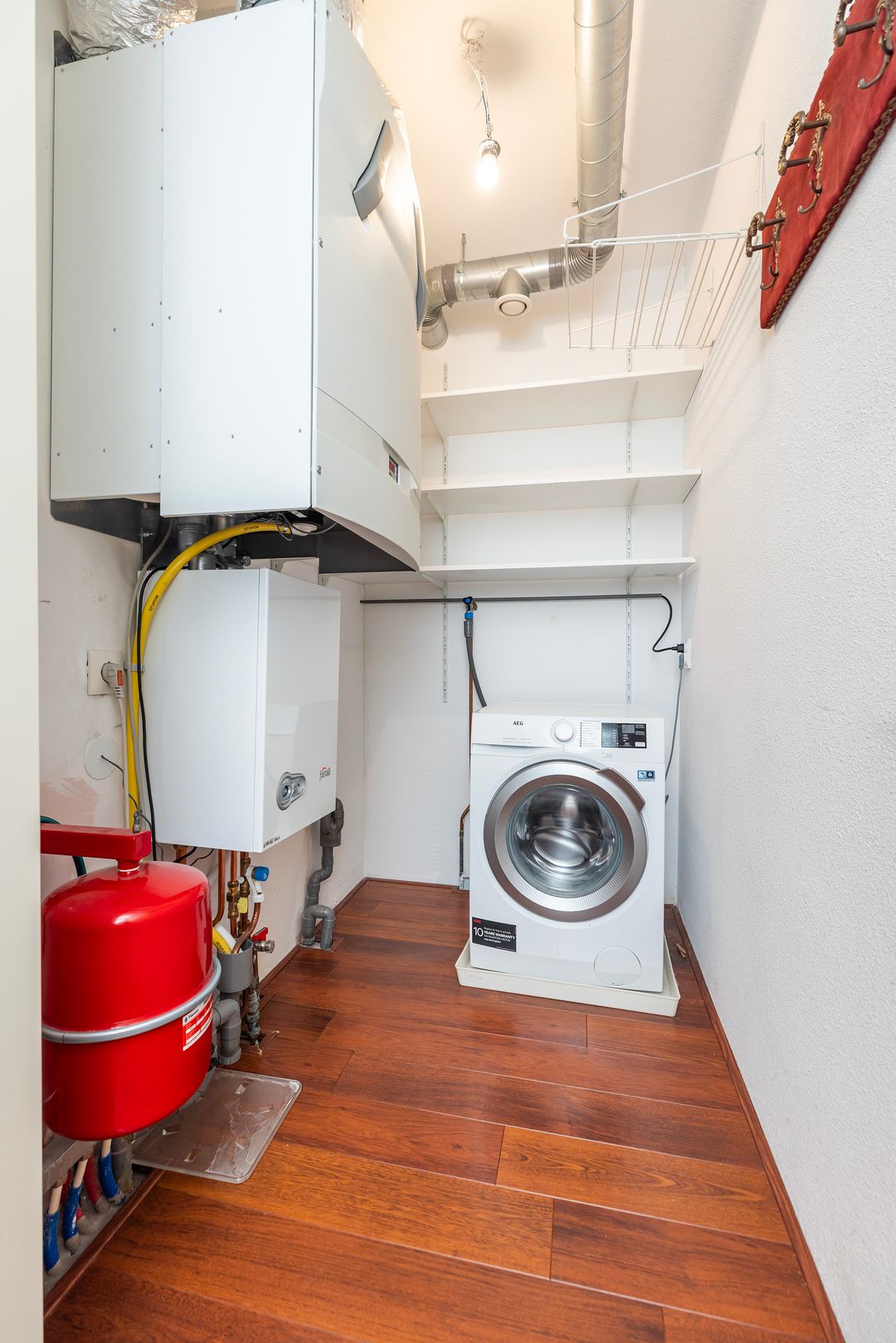 Photo 23 of Saturnusstraat 715