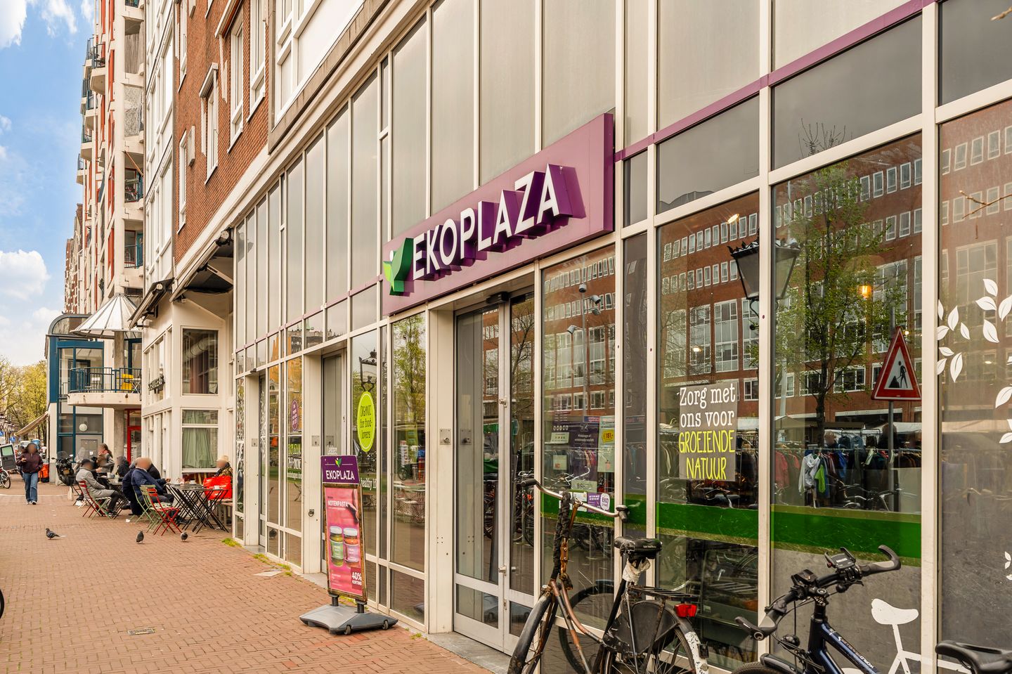 Photo 34 of Jodenbreestraat 116