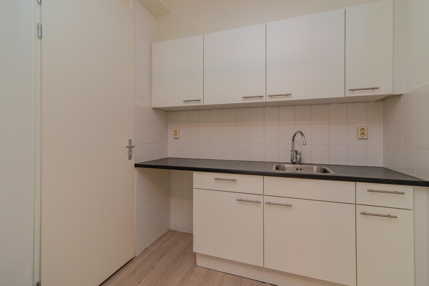 Bekijk foto 3 van Fluitschiplaan 6