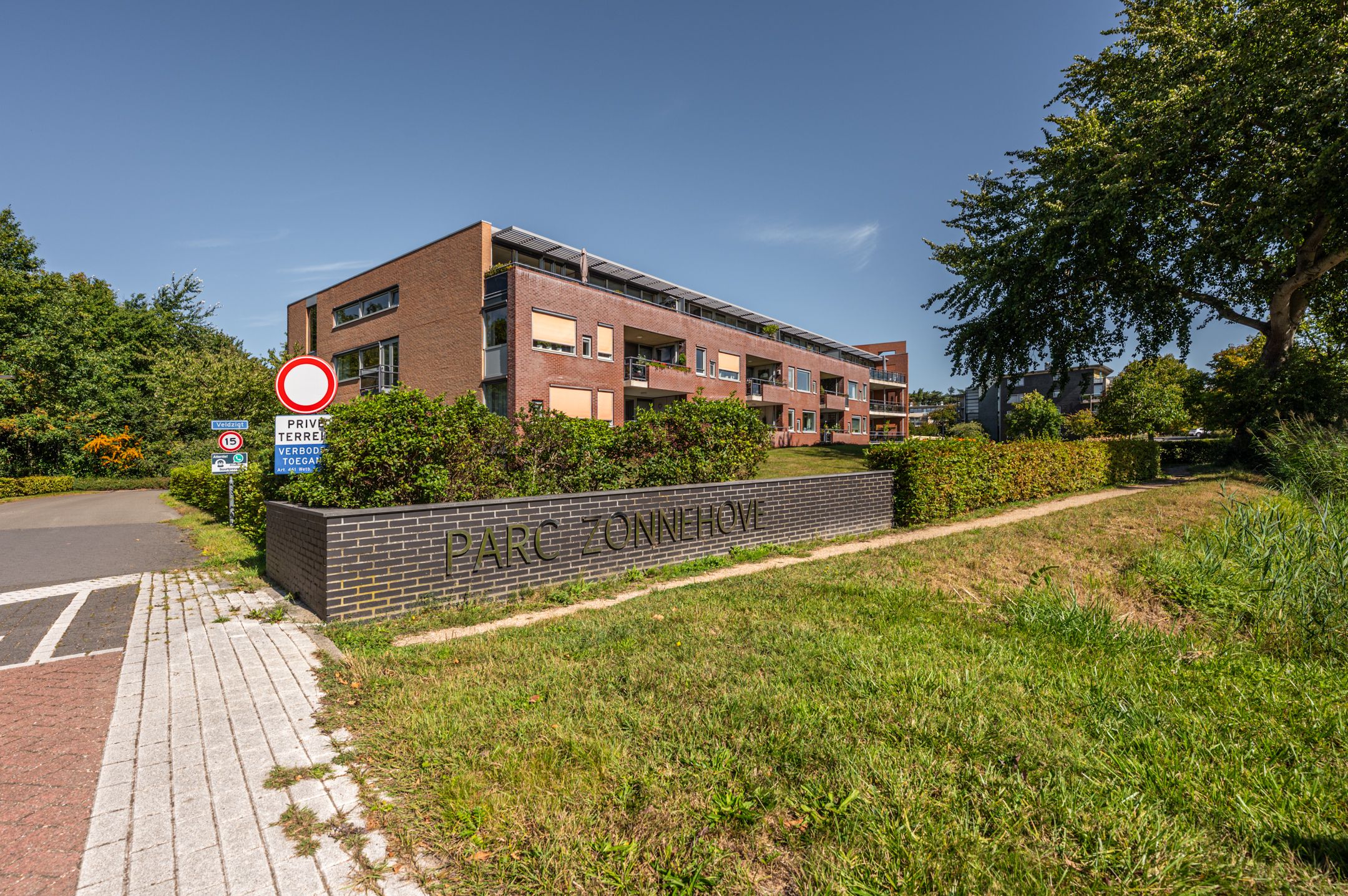 Photo 36 of Veldzigt 33