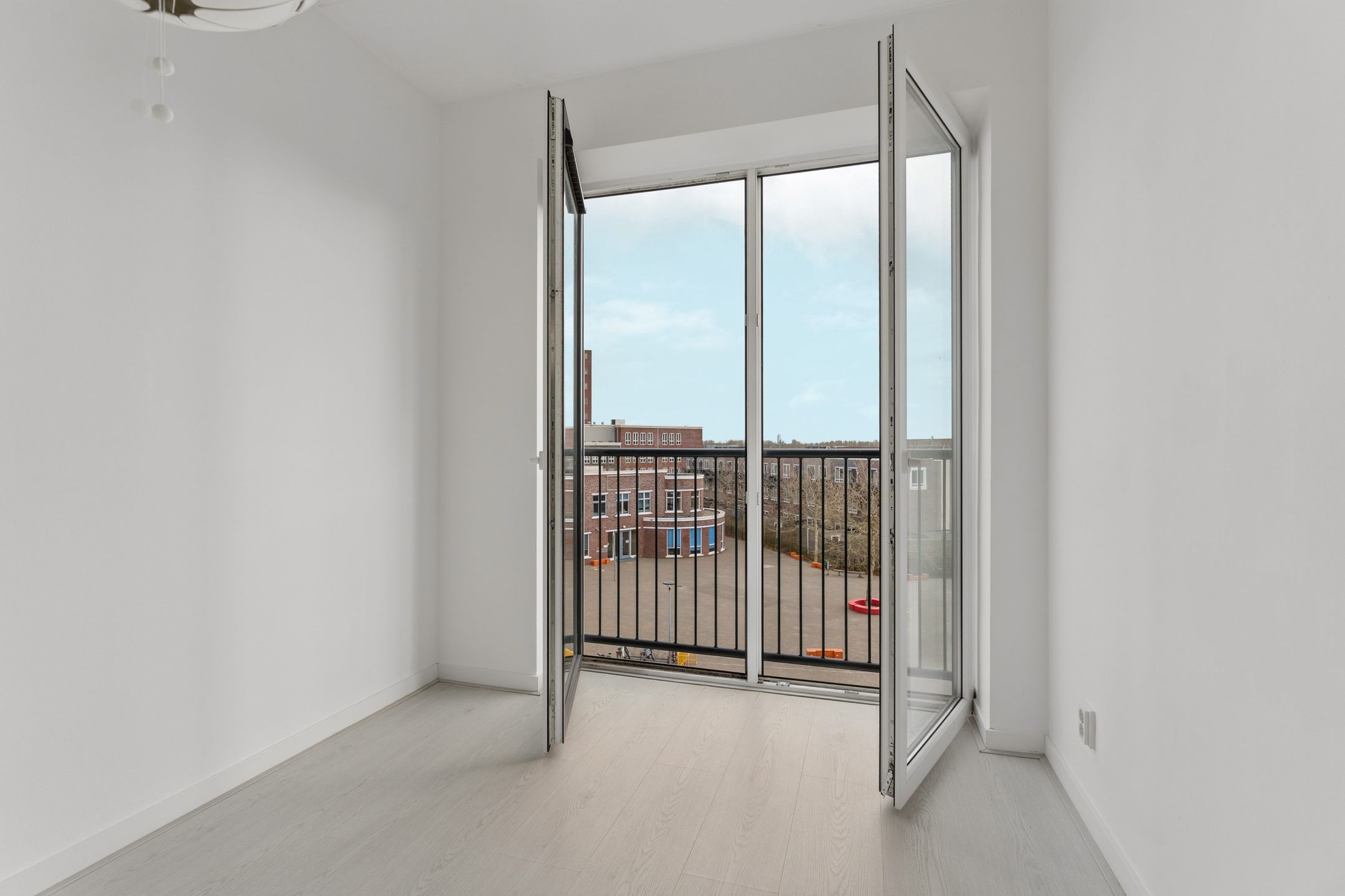 Foto 15 van Zwitserlandstraat 10