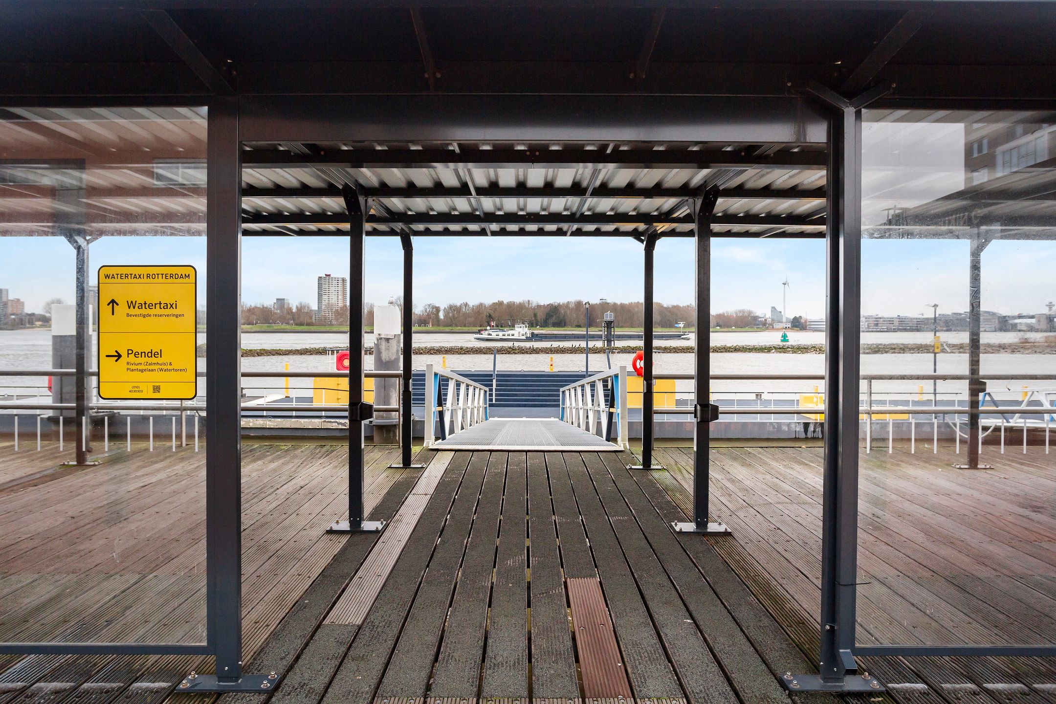 Foto 24 van Piet Smitkade 266