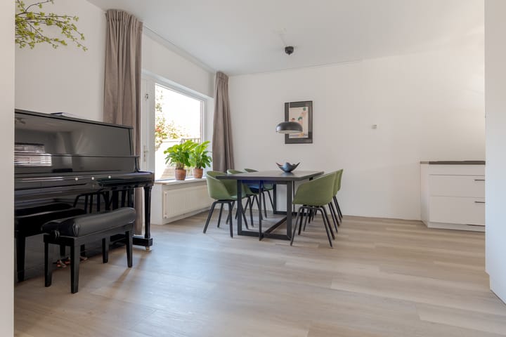 Photo 3 of Langenholterweg 1