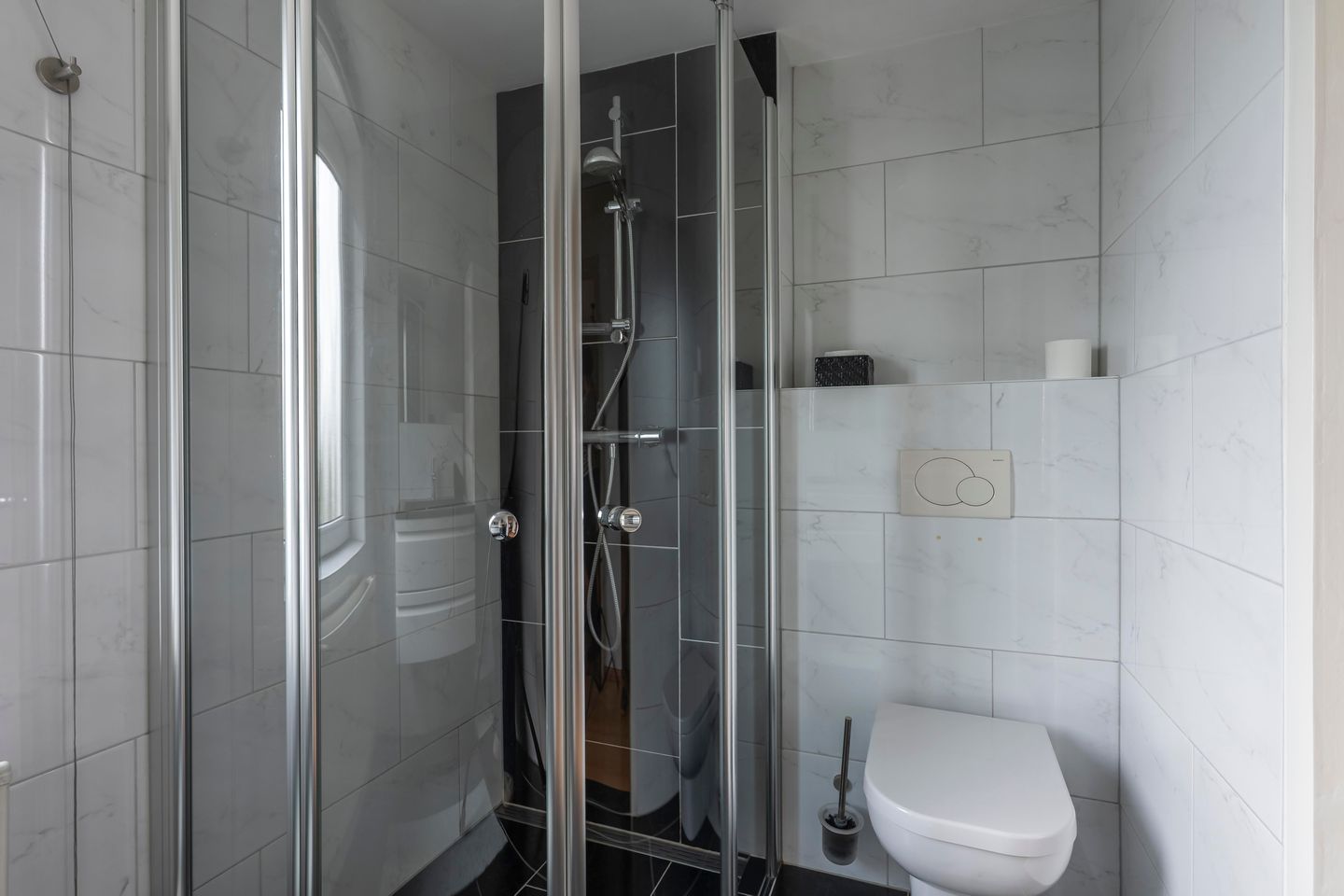 Photo 20 of Van Werschstraat 26