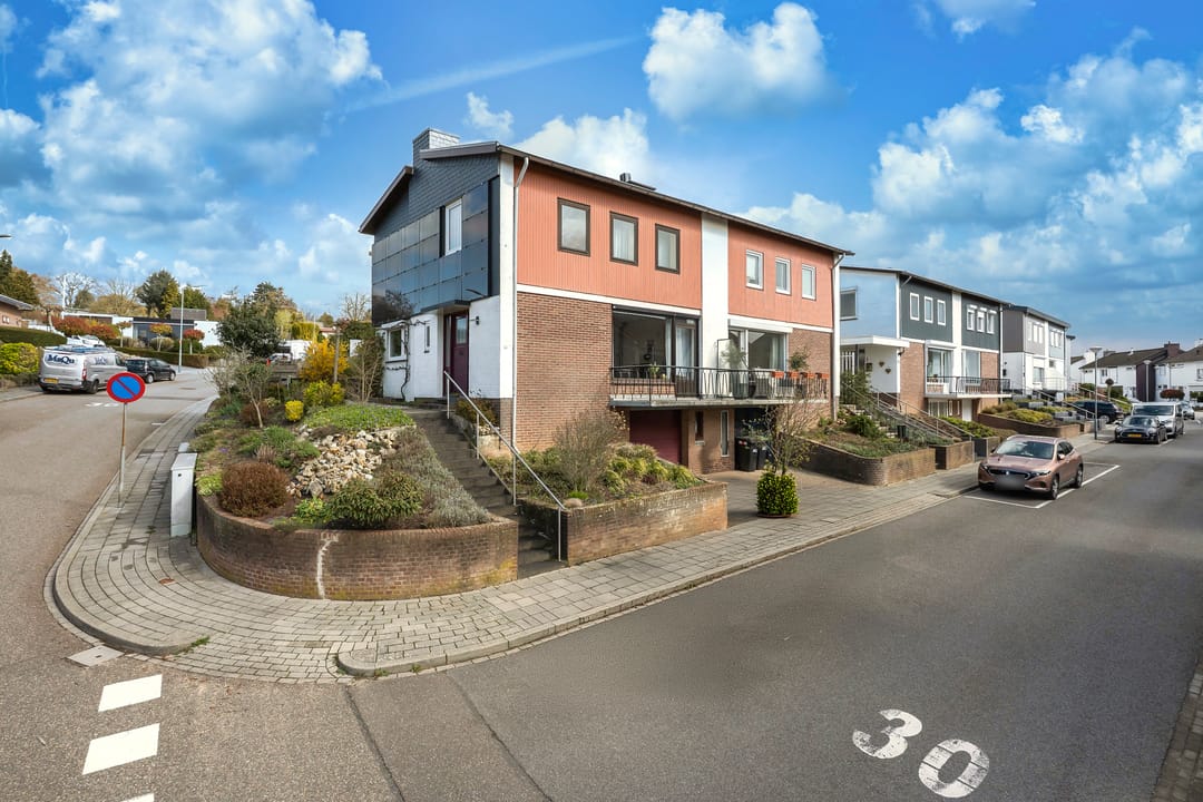 Photo 1 of Van Werschstraat 26