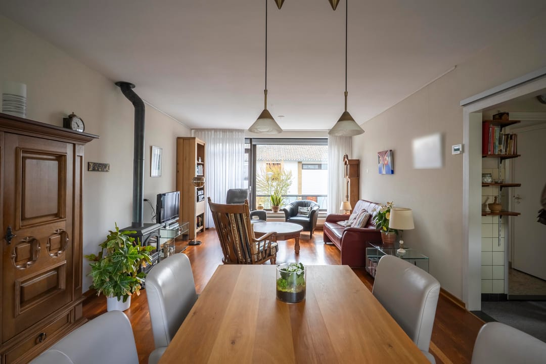 Photo 7 of Van Werschstraat 26