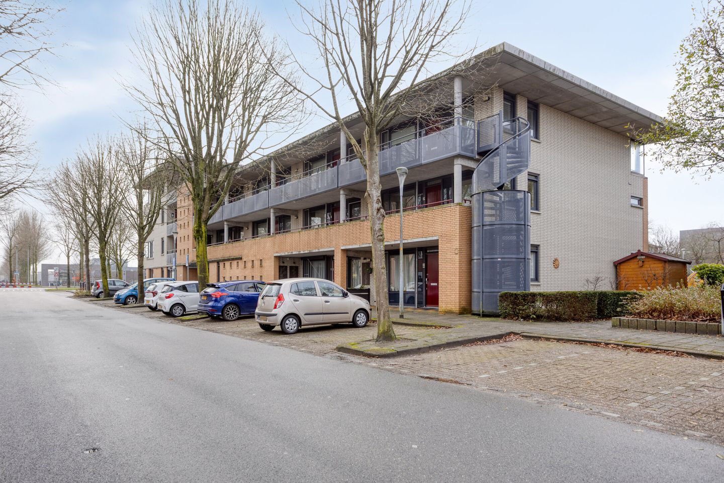 Foto 25 van Henriëtte Roland Holstlaan 51