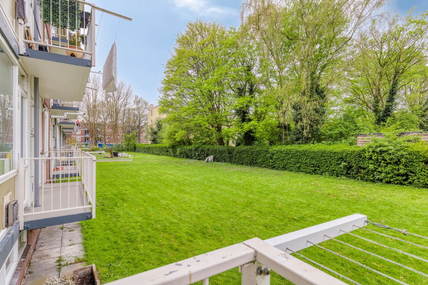 Light 3-room apartment with sunny balcony and large storage in Leiden Fortuinwijk — 19