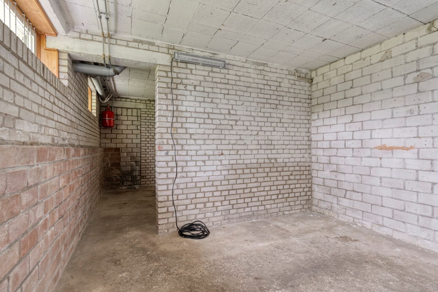 Light 3-room apartment with sunny balcony and large storage in Leiden Fortuinwijk — 20