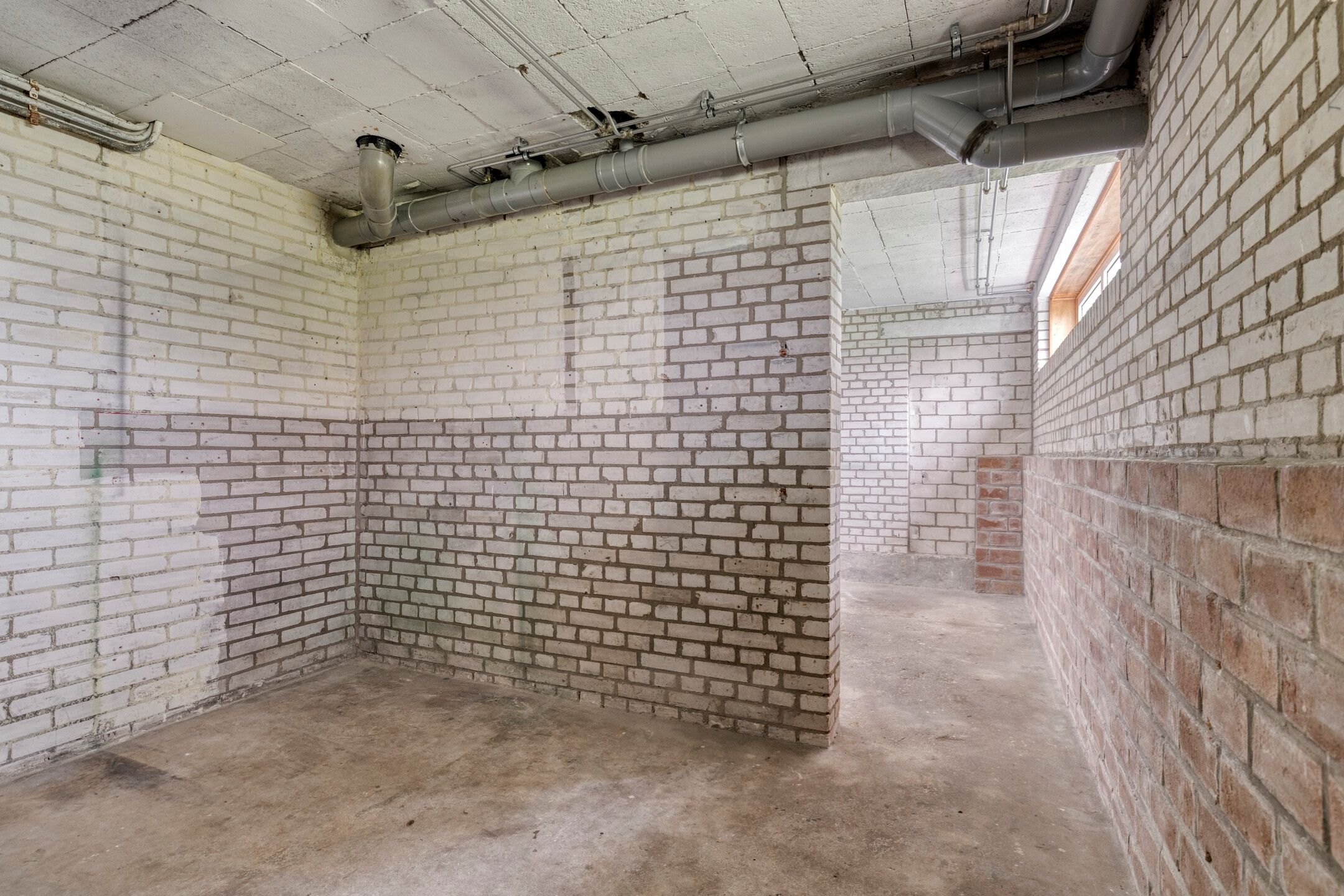 Light 3-room apartment with sunny balcony and large storage in Leiden Fortuinwijk — 21