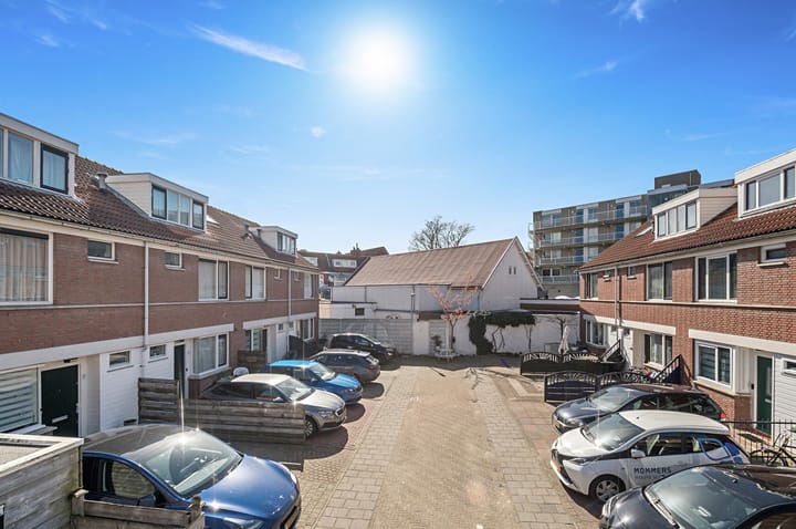 Foto 2 van Van Oosterwijk Bruynstraat 1-R