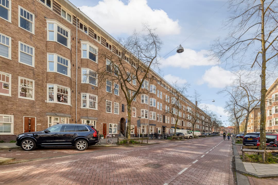 Photo 46 of Waalstraat 114