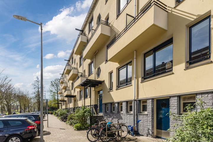 Foto 2 van Dirk Bonsstraat 14-H