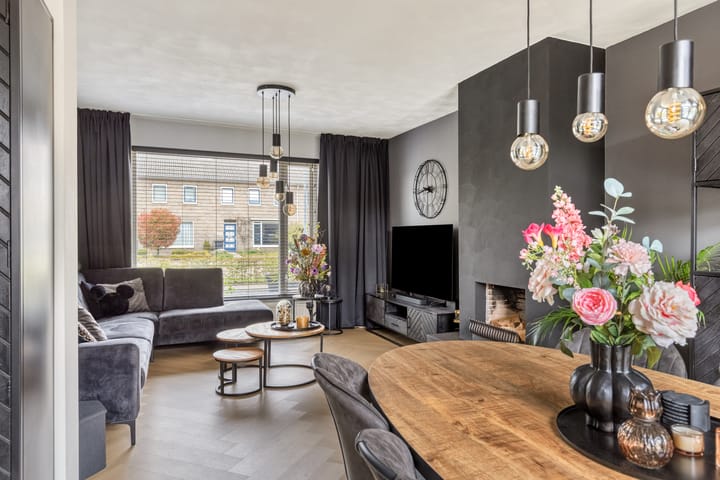Photo 2 of Magisterstraat 38