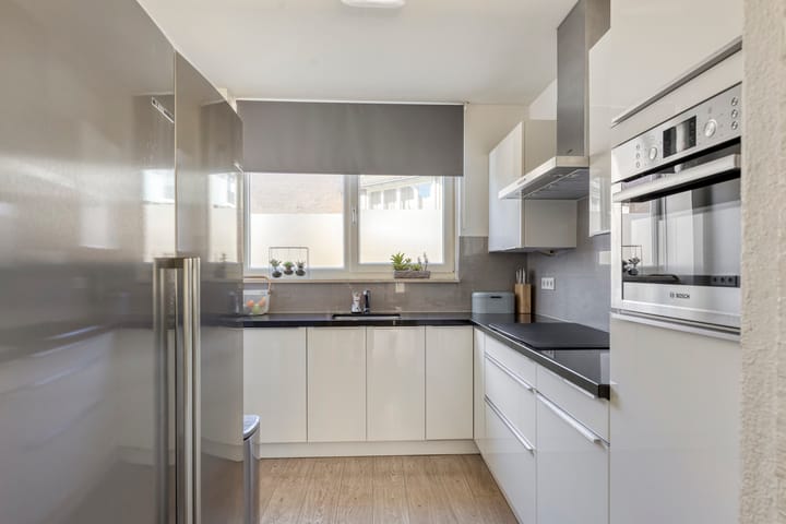 Foto 3 van Robert Stolzstraat 76