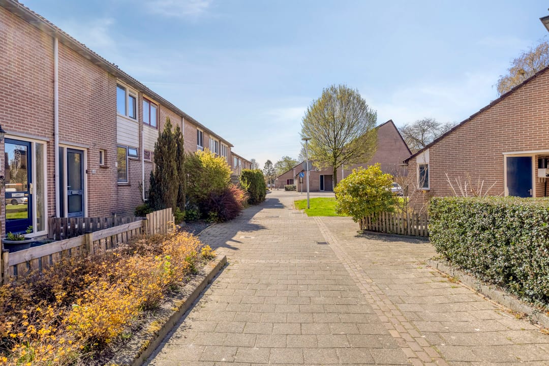 Foto 8 van Robert Stolzstraat 76