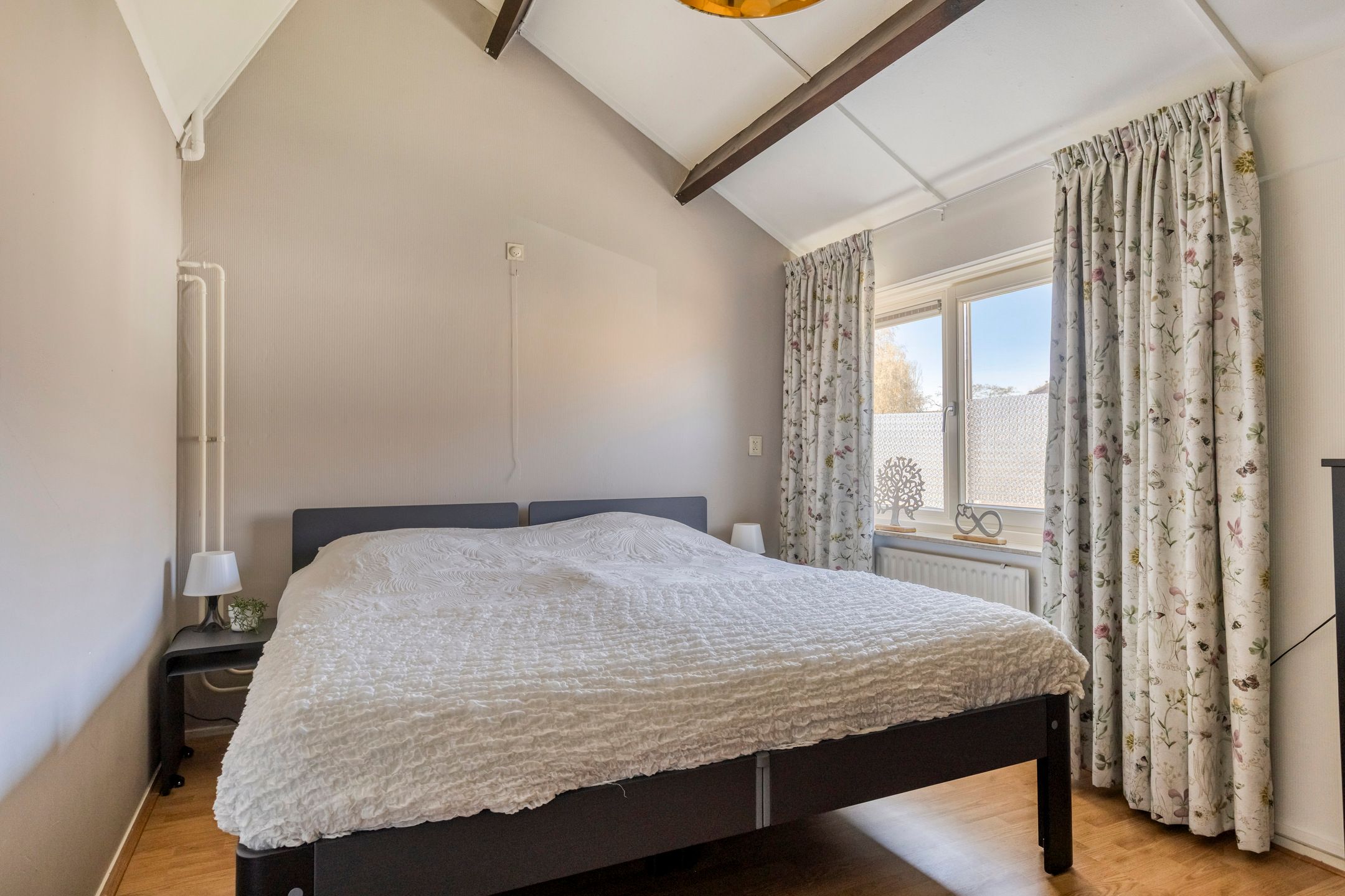 Foto 18 van Robert Stolzstraat 76