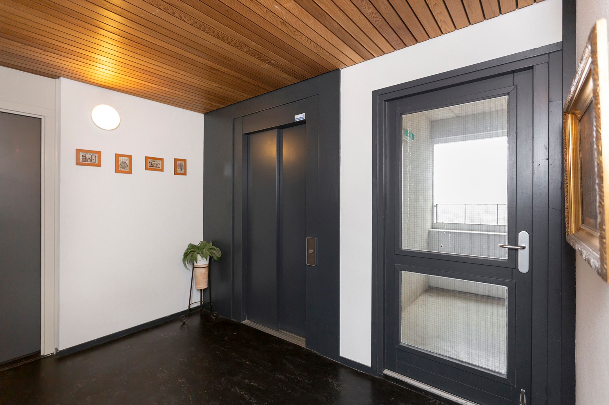 Foto 33 van IJseendplein 40