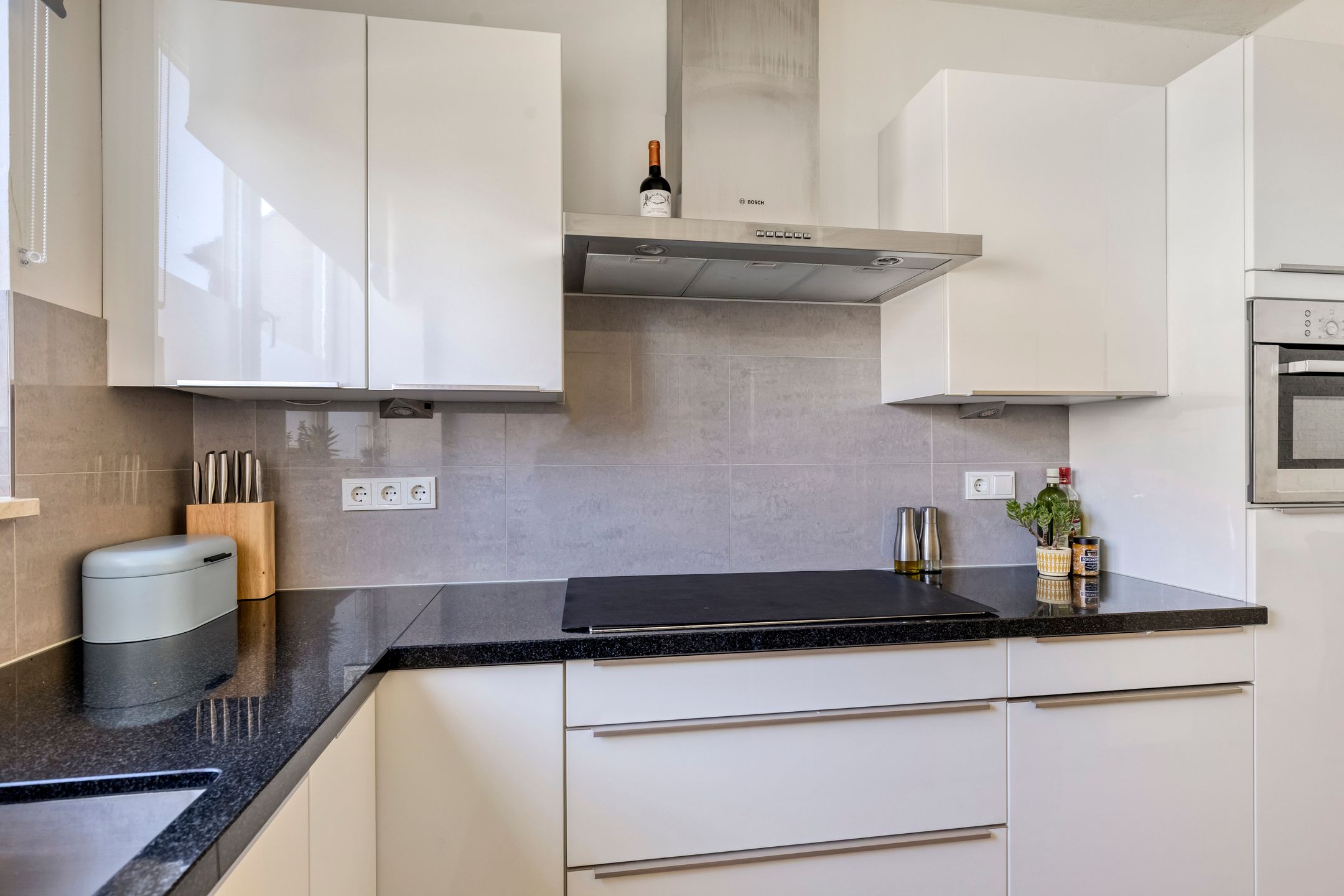 Foto 15 van Robert Stolzstraat 76