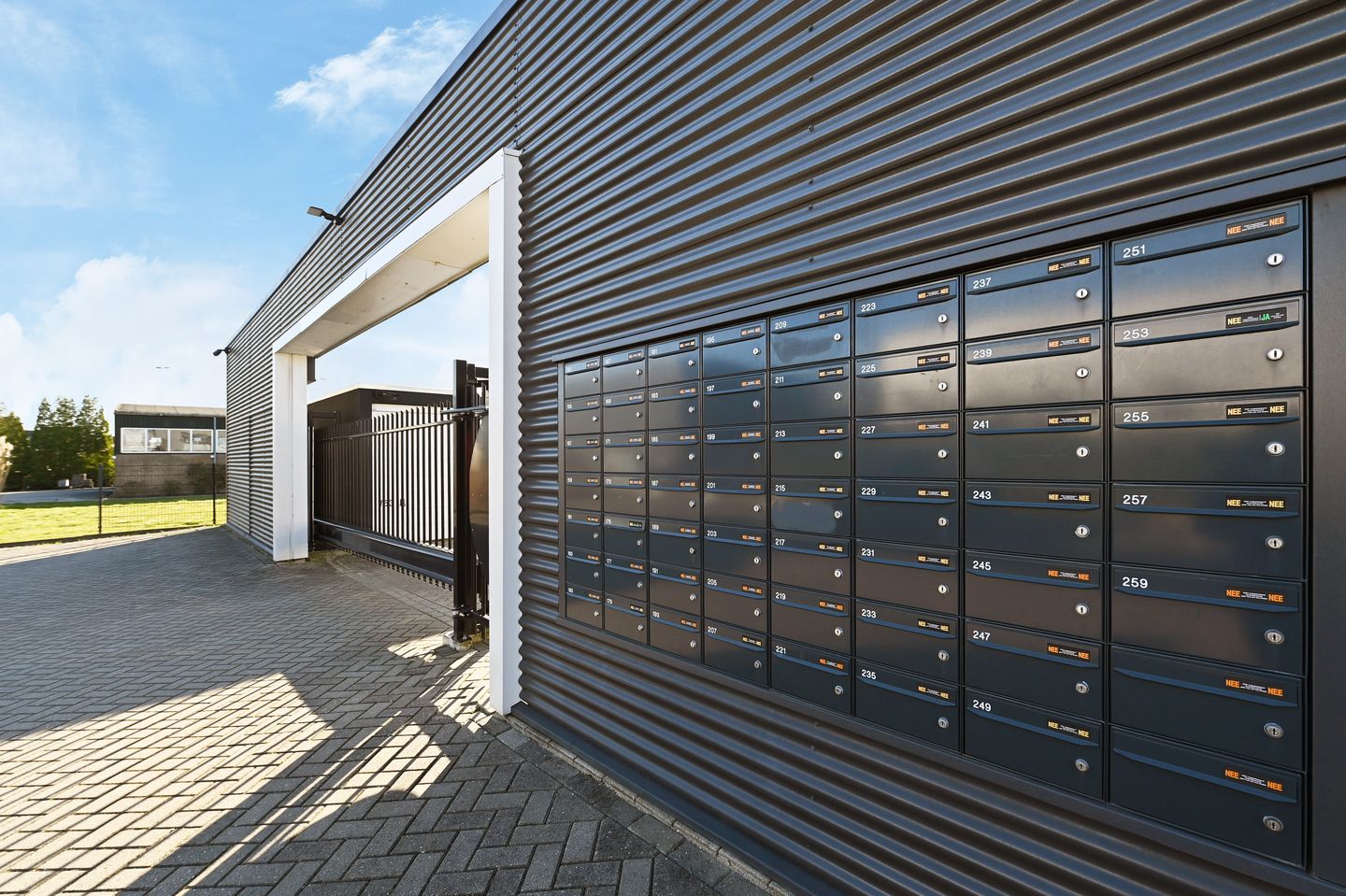 Bekijk foto 3 van Berkelse Poort 153-155