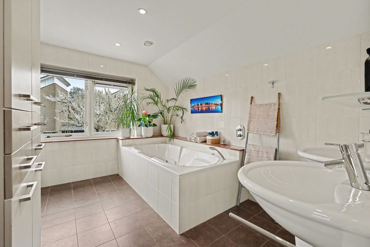 Foto 29 van Suze Groeneweglaan 2