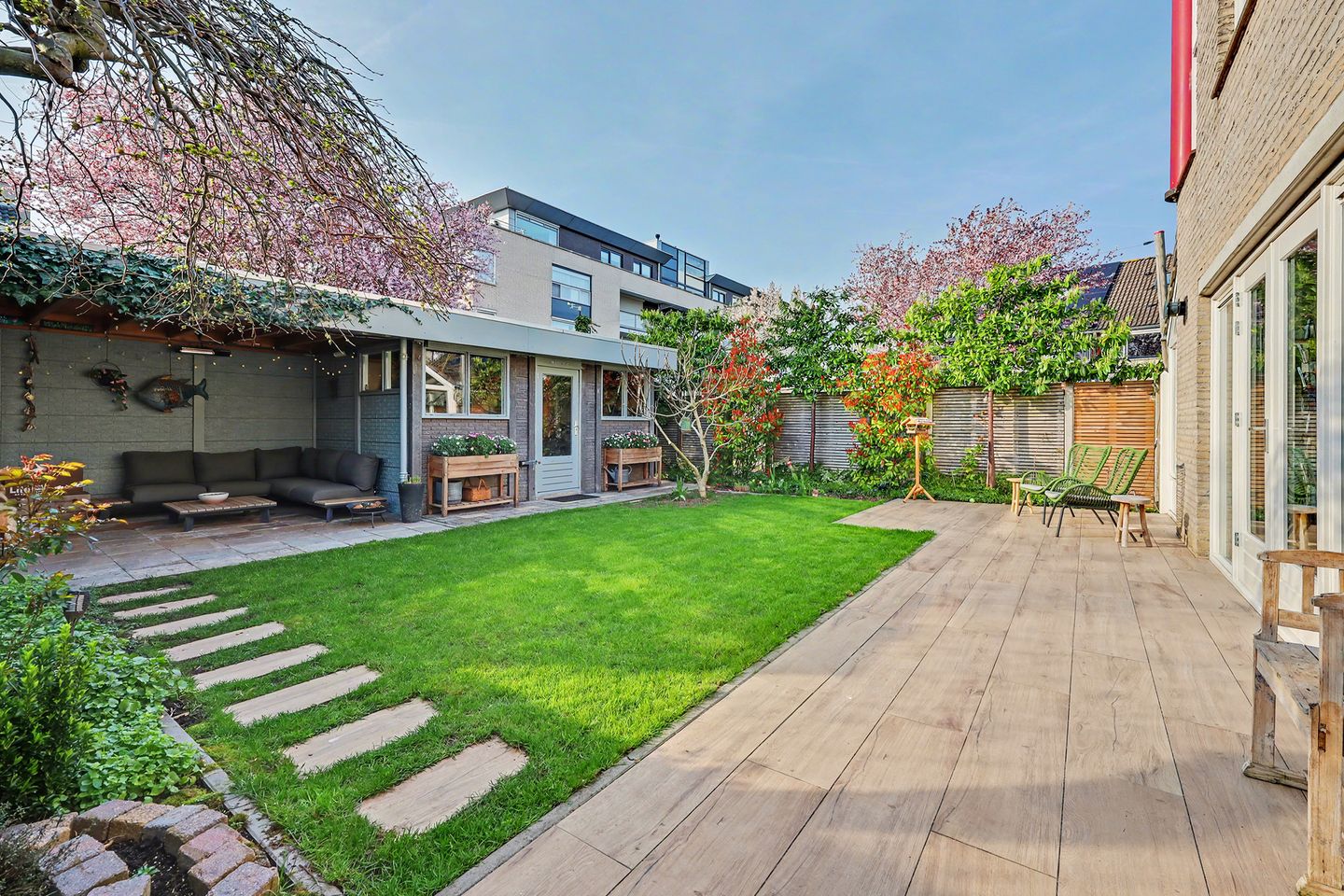 Foto 40 van Suze Groeneweglaan 2