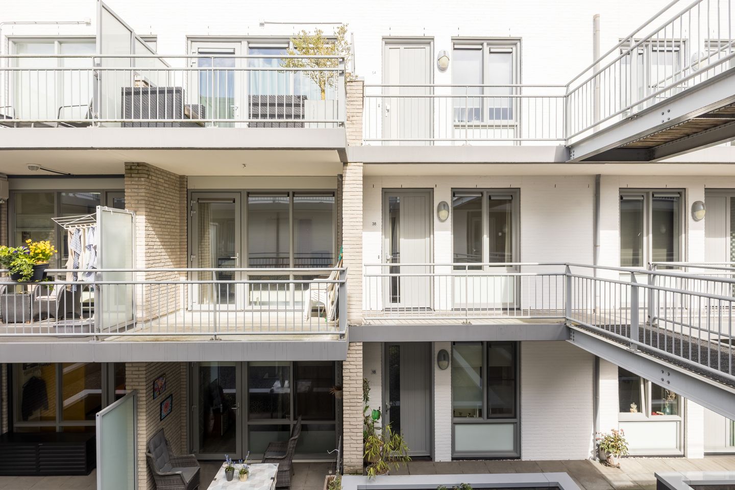 Photo 4 of Zandberg 38