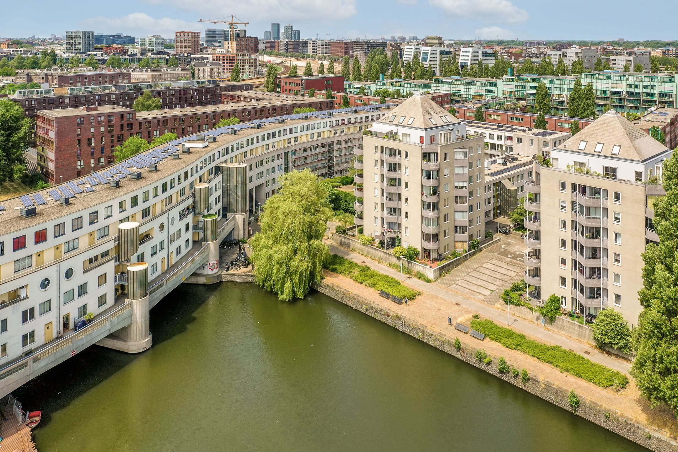 Foto 21 van Borneolaan 226