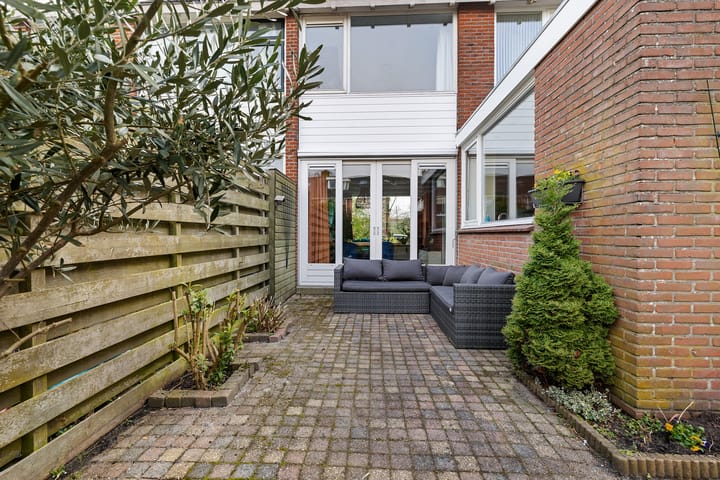 Photo 4 of Alma Tademaweg 34