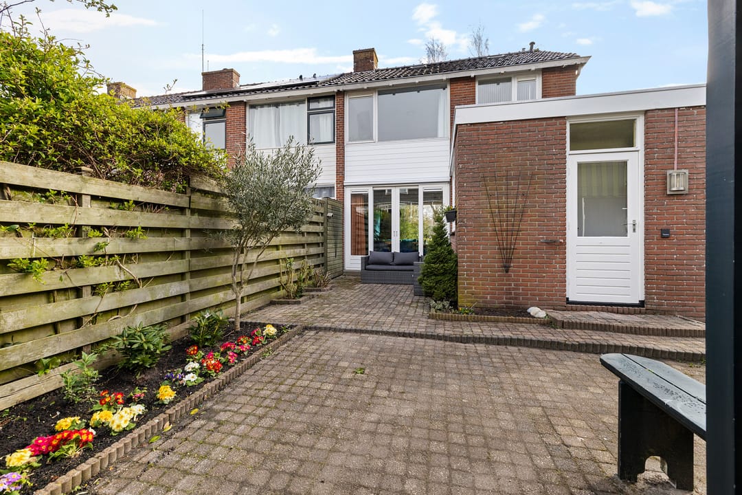 Photo 2 of Alma Tademaweg 34