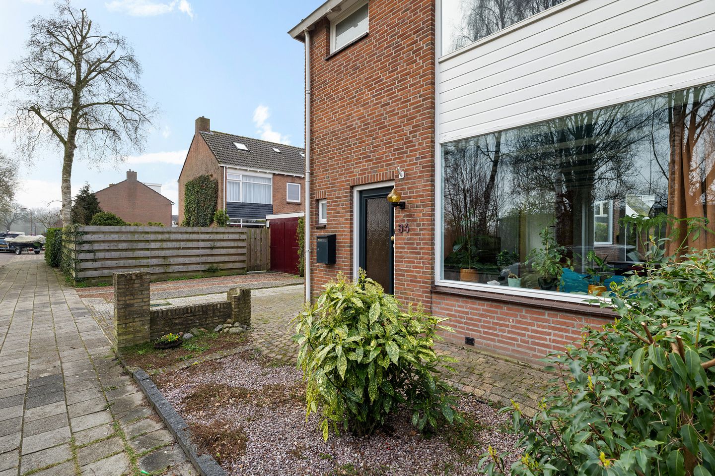 Photo 35 of Alma Tademaweg 34