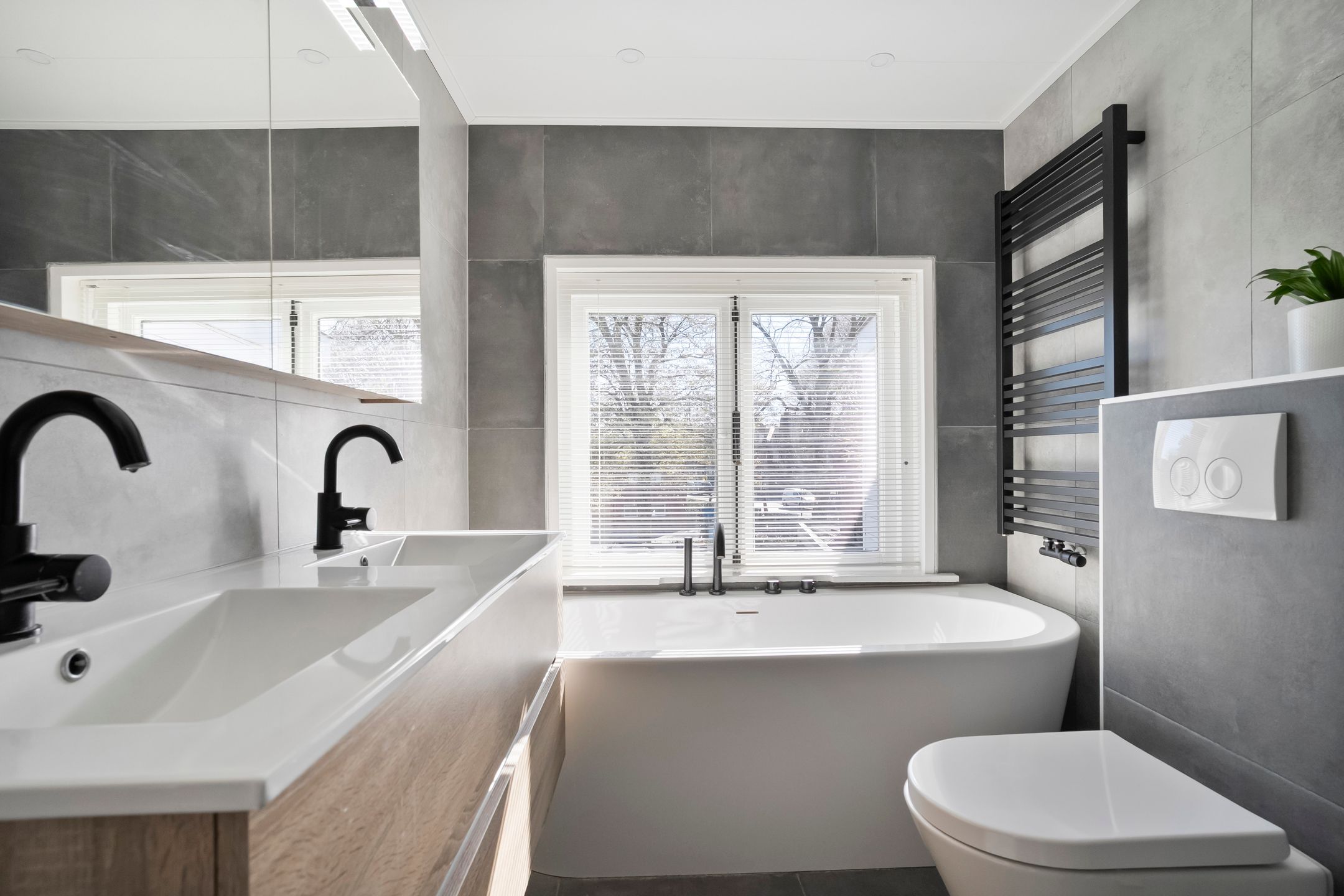 Foto 27 van Brederostraat 4