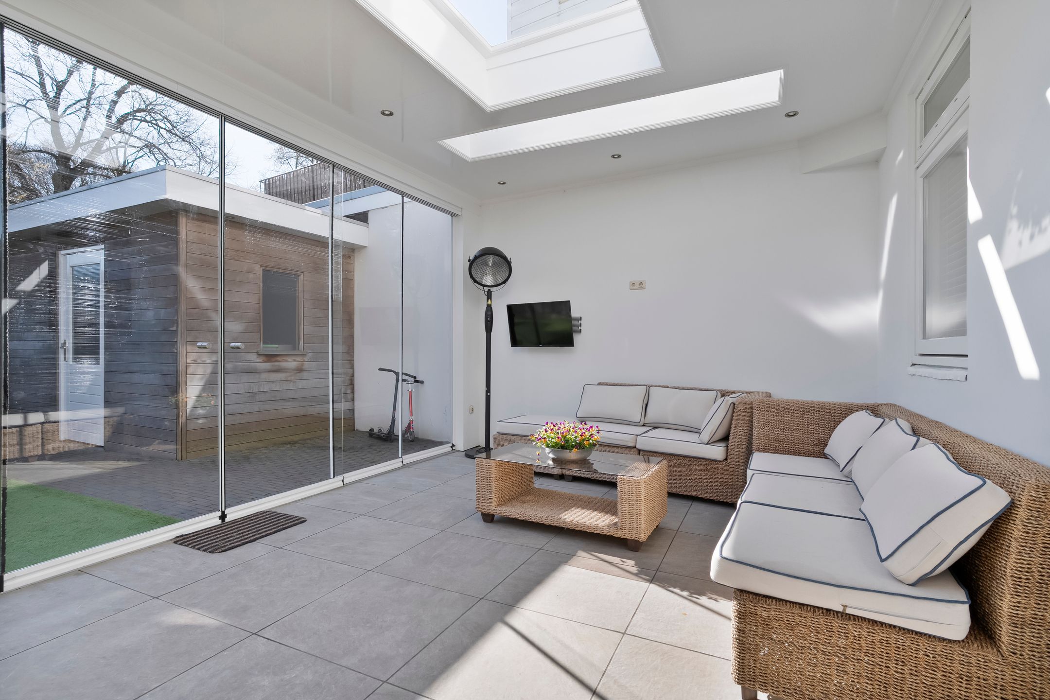 Foto 33 van Brederostraat 4