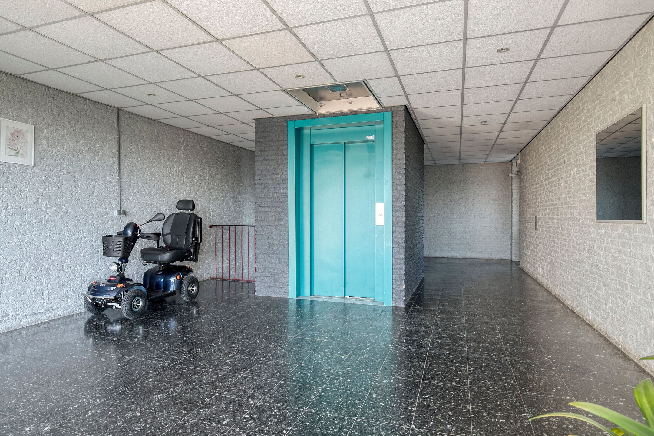 Photo 12 of Europaplein 106