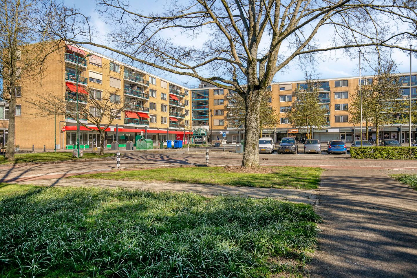 Photo 40 of Europaplein 106