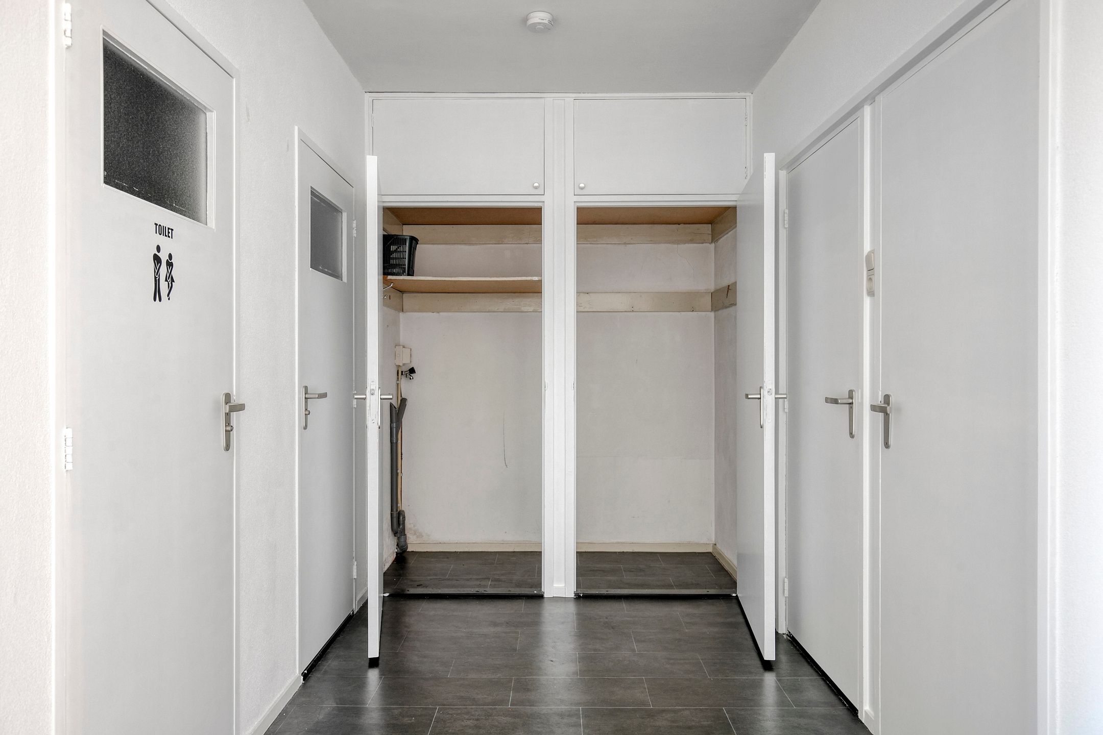 Photo 33 of Europaplein 106