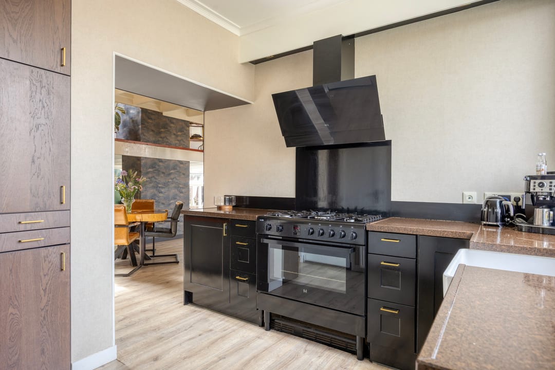 Photo 17 of G.P. Duuringlaan 12