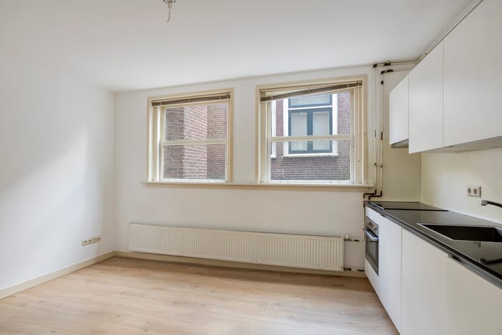 Photo 5 of Apothekersdijk 25-B