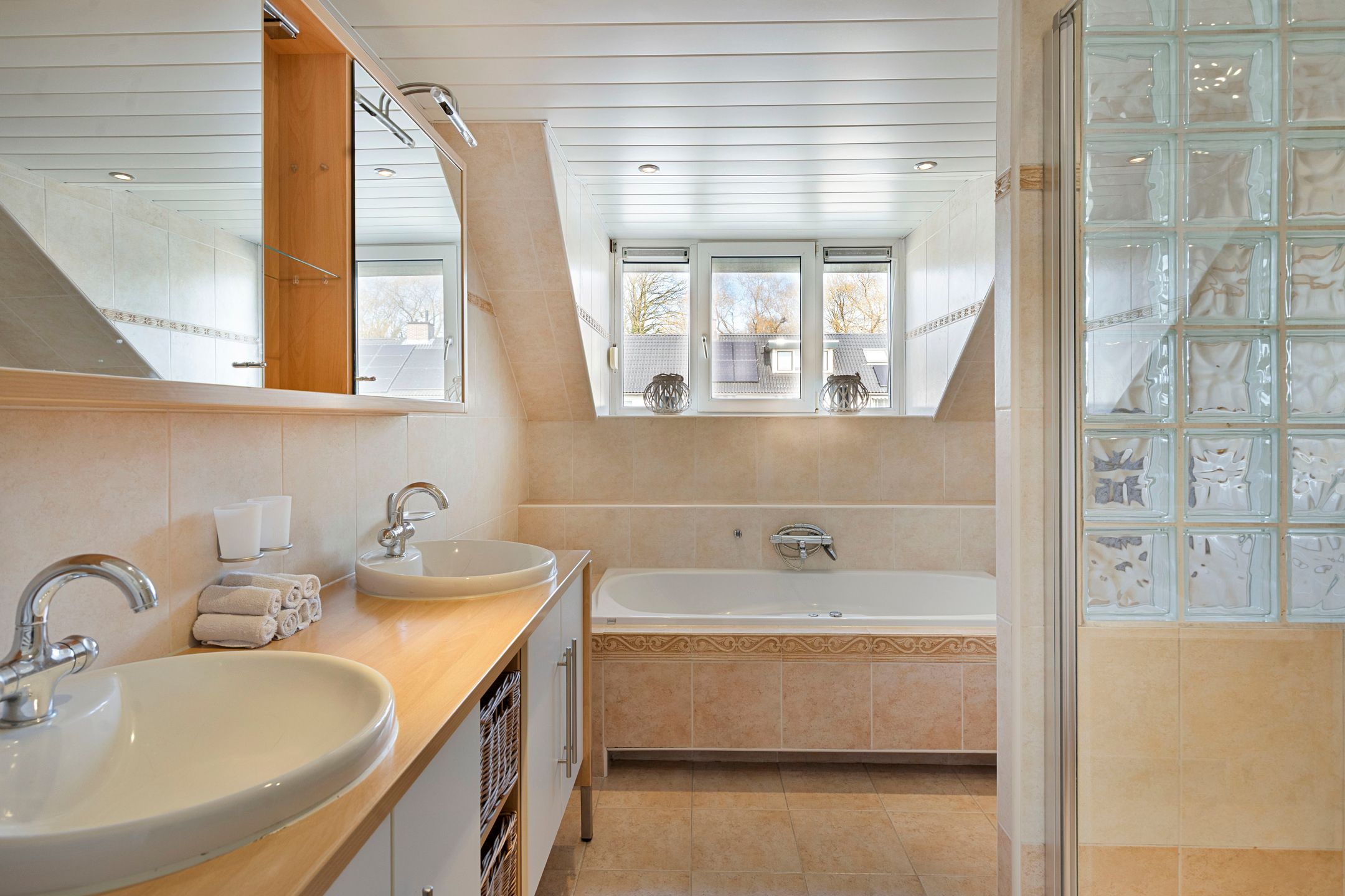 Foto 15 van Bourgognelaan 26