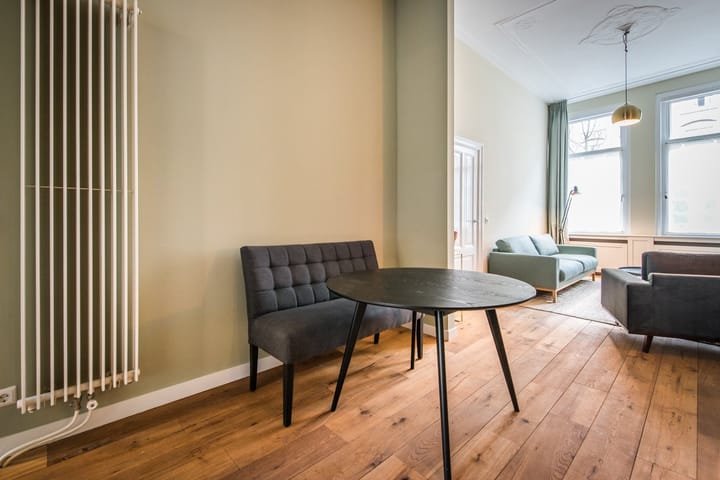 Photo 3 of Elisabeth Wolffstraat 61-H