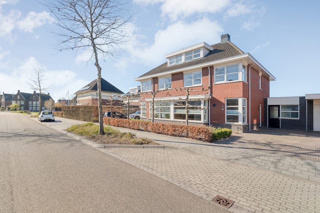 Foto 56 van Voltelenstraat 3