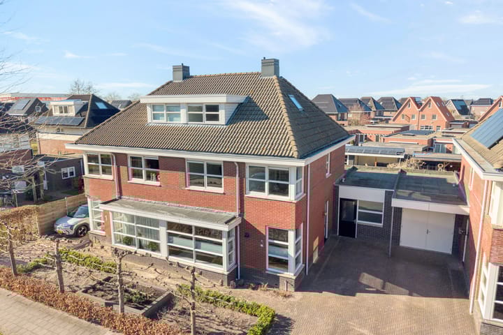 Foto 3 van Voltelenstraat 3