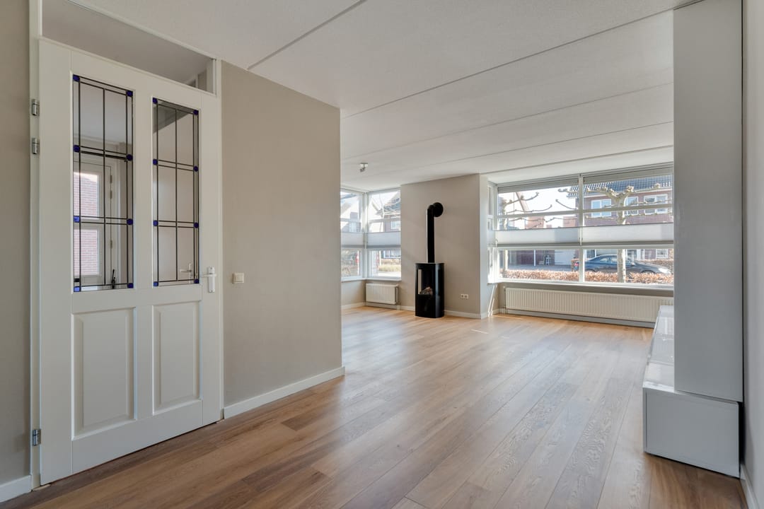 Foto 7 van Voltelenstraat 3