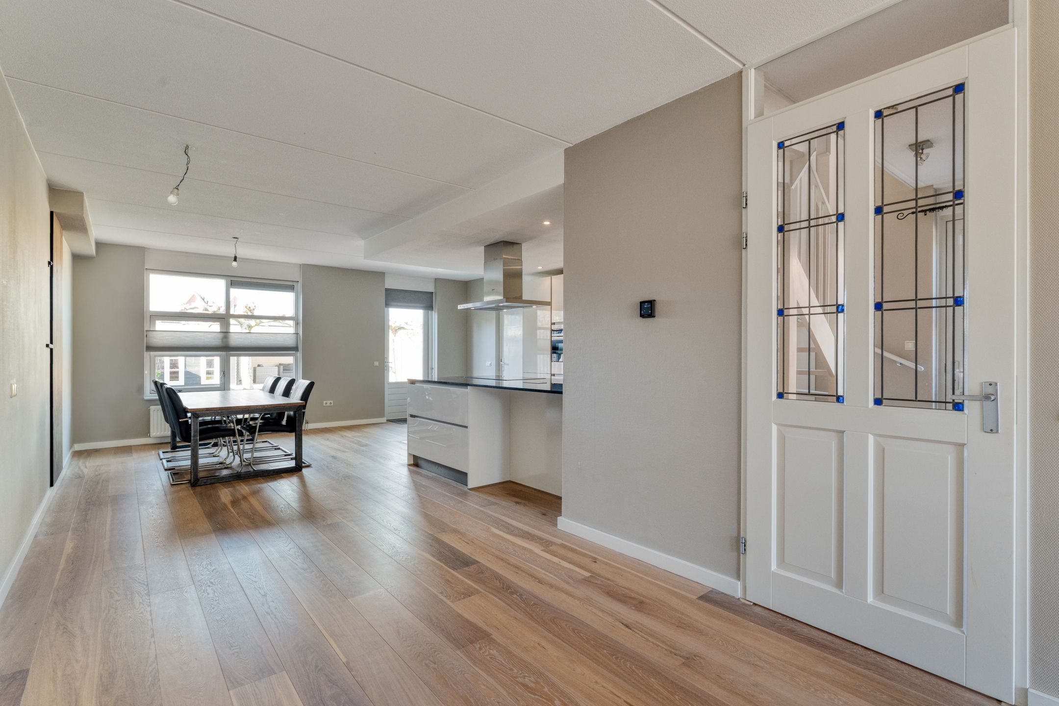 Foto 12 van Voltelenstraat 3