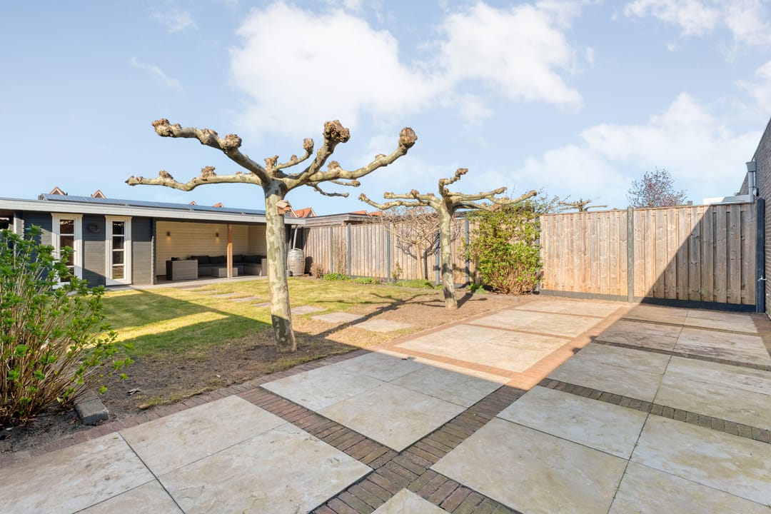 Foto 52 van Voltelenstraat 3