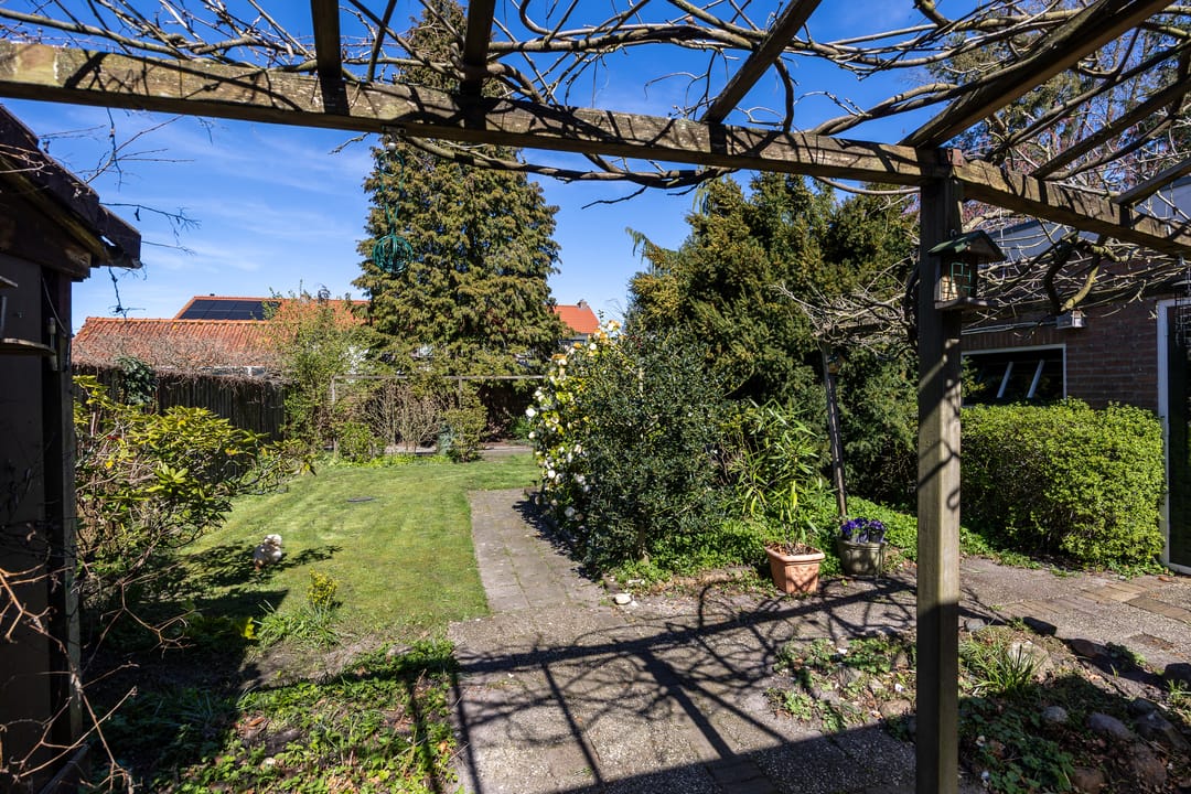 Foto 28 van Mecklenburglaan 15