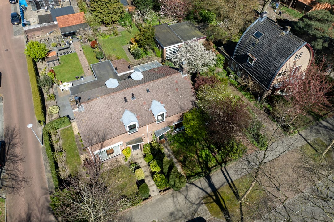 Foto 37 van Mecklenburglaan 15