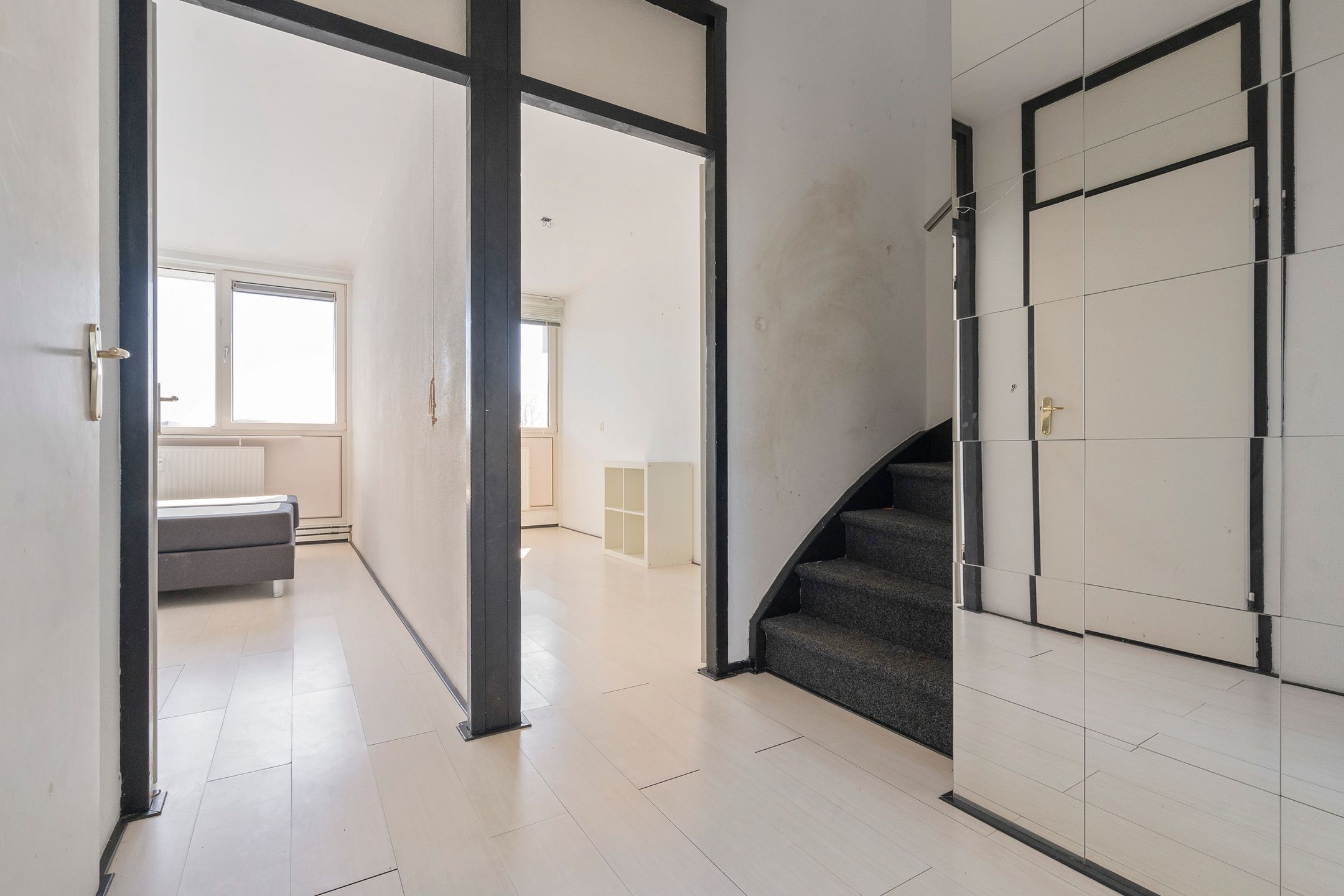 Spacious Maisonnette Apartment on Private Land in Amsterdam Nieuw-West — 12