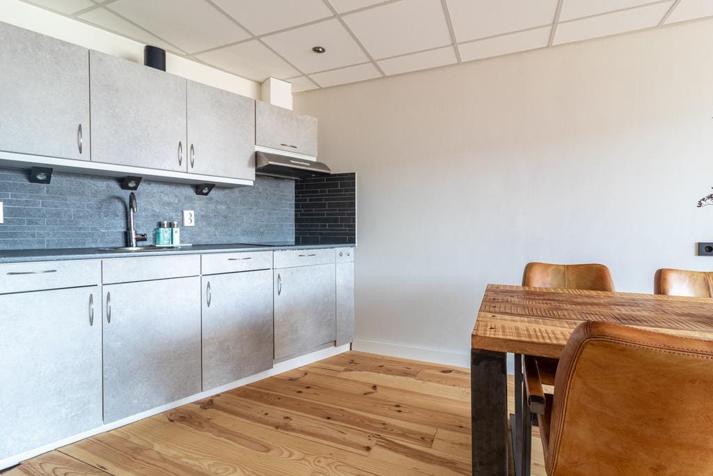 Foto 5 van Noordeinde 189-C3