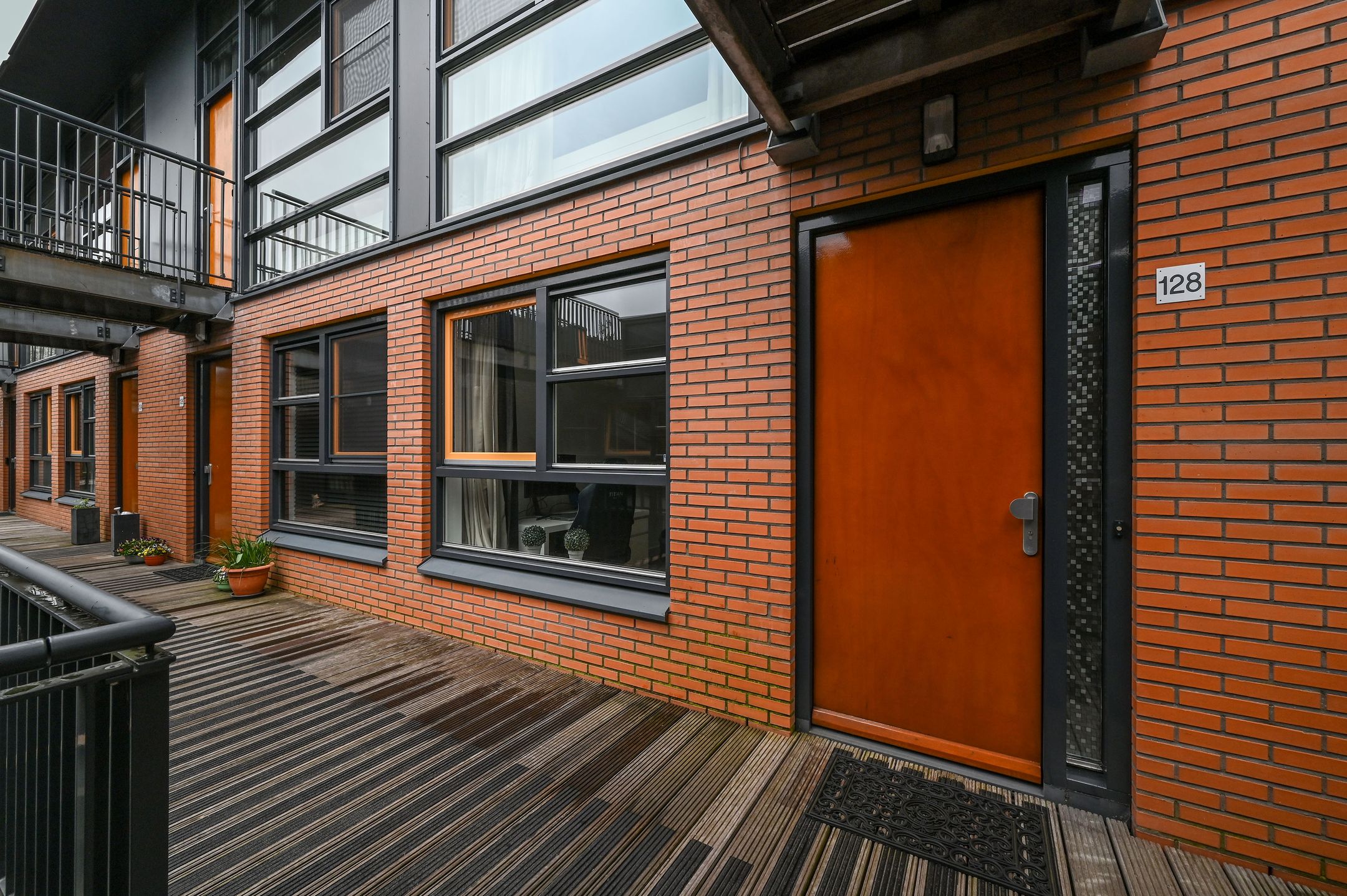 Foto 24 van Burgemeester de Voogtlaan 128